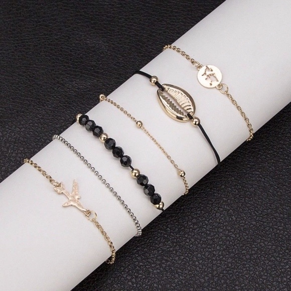 'Vacay' 6-piece Gold Shell and Earth Bracelet Set - Picture 5 of 8